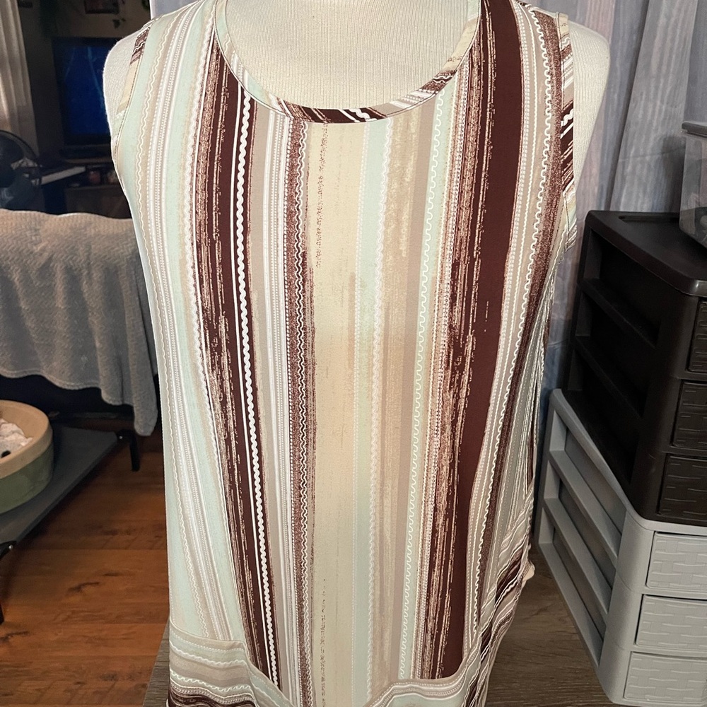 Women's Tunic size 18 /20